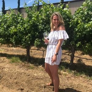 Meet your Posher, Dana